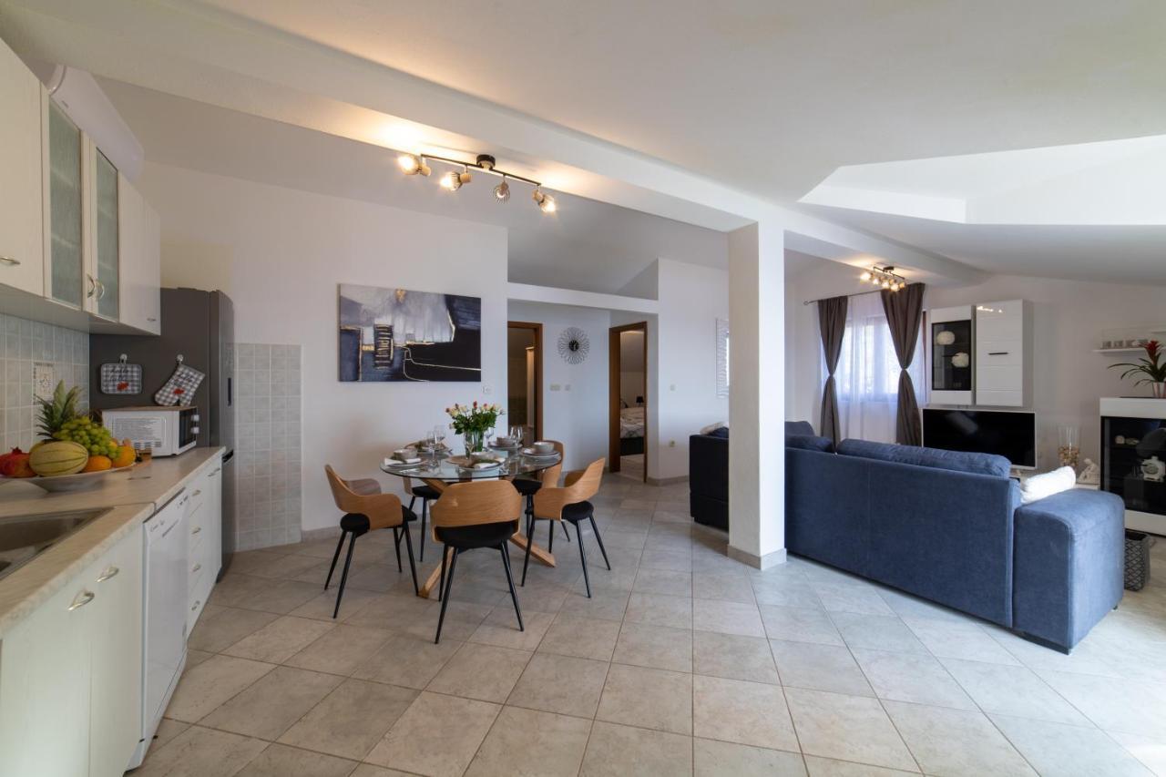 Villa Mira Trogir Buitenkant foto