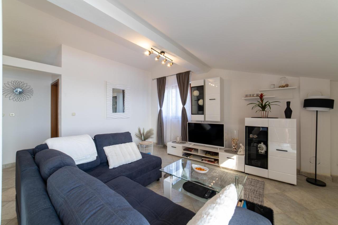 Villa Mira Trogir Buitenkant foto