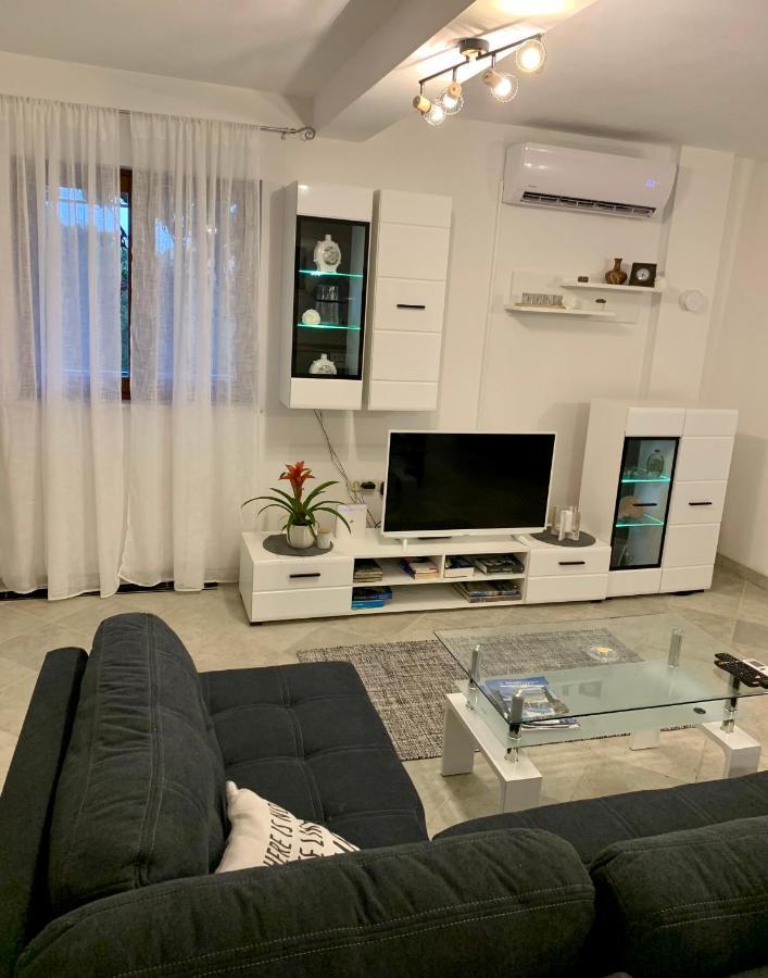Villa Mira Trogir Buitenkant foto